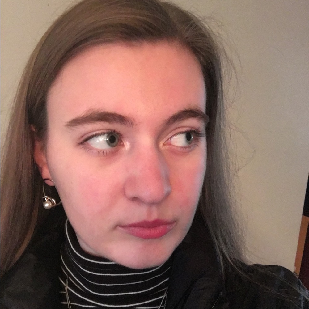 Meet your Posher, Madeline